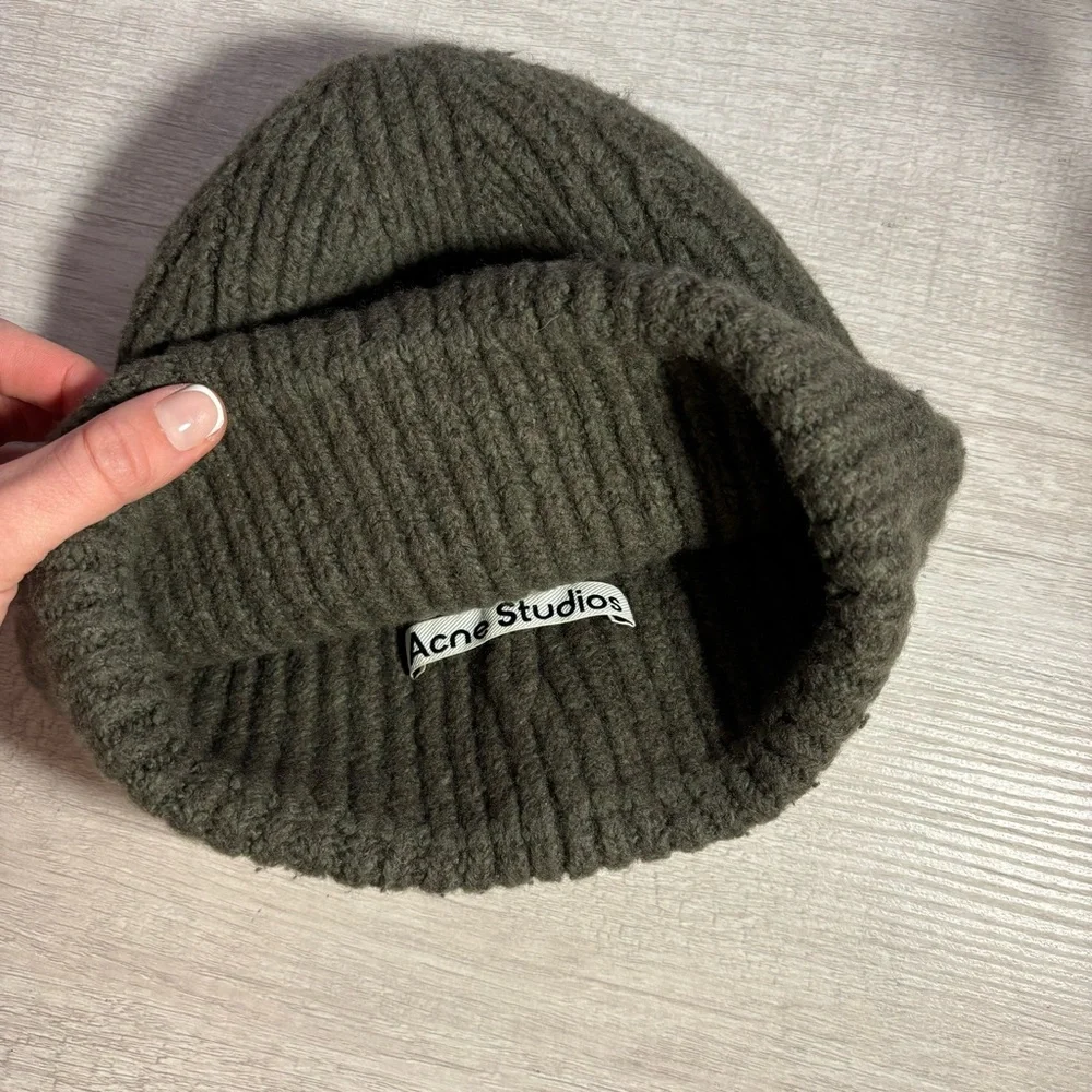 Acne Studios Olive Green Wool Blend Beanie - Picture 4 of 5